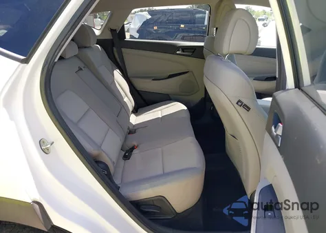 2017 Hyundai Tucson Se z USA, uszkodzony, nr VIN KM8J33A40HU263328